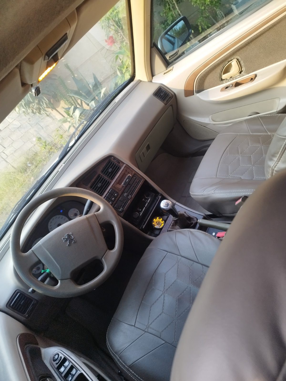 پژو پارس ساده مدل 1389